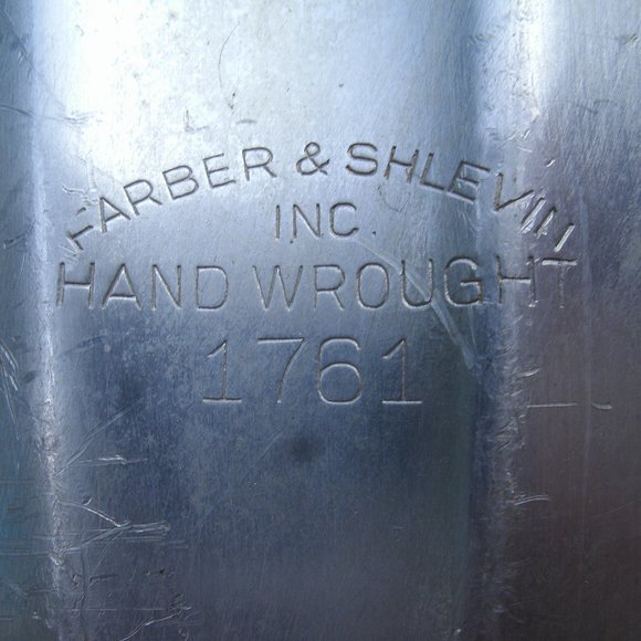 Vintage Farber & Shlevin Poinsettia Aluminum Serving Tray - Picture 14 of 16